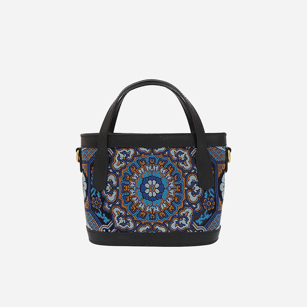 Personalized embroidered handbag