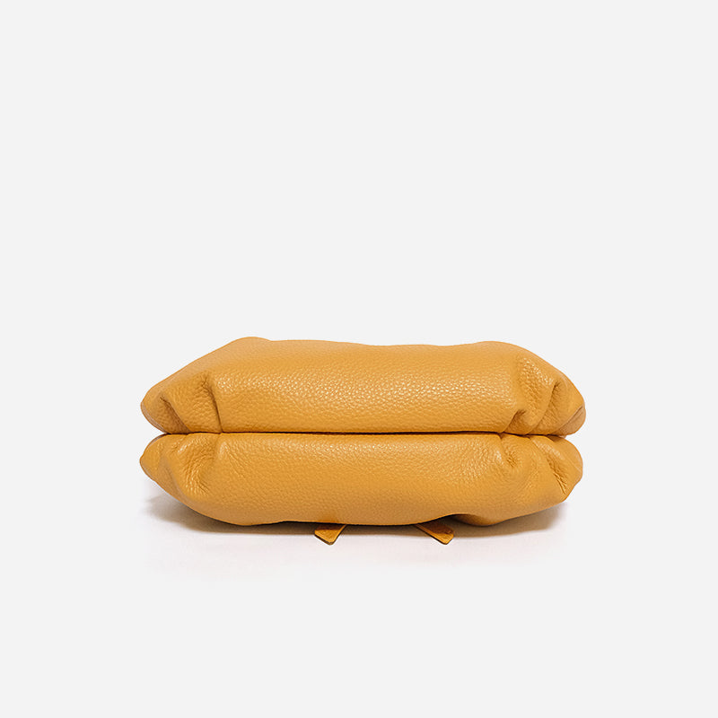 New crescent-shaped bag